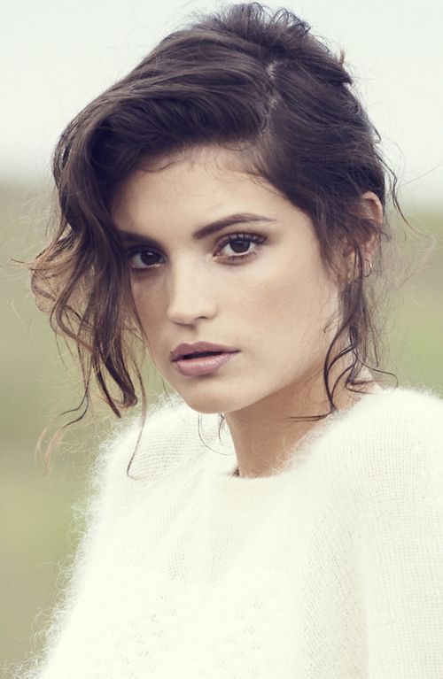 Charlbi Dean Kriek